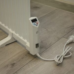 Elektryczny grzejnik olejowy ELPE 1500W LCD (780x660)